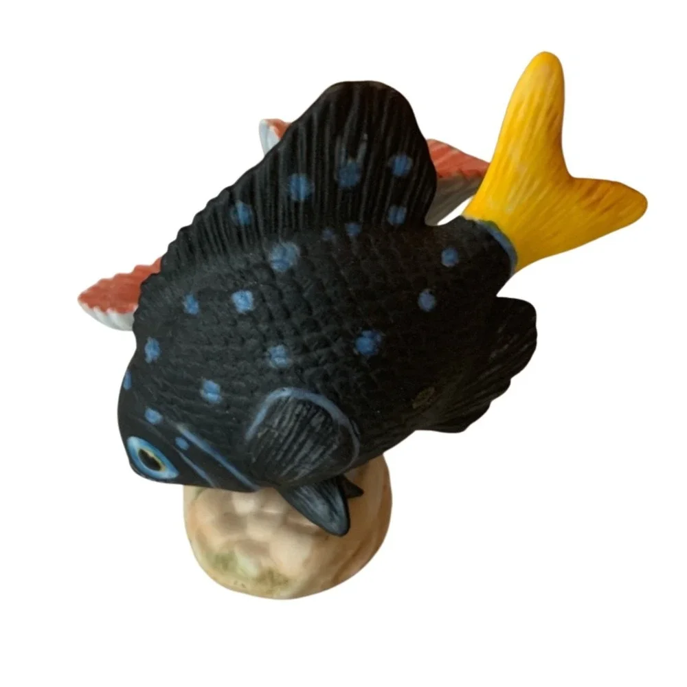 VINTAGE Franklin Mint Jeweled Ocean Tropical Fish Porcelain